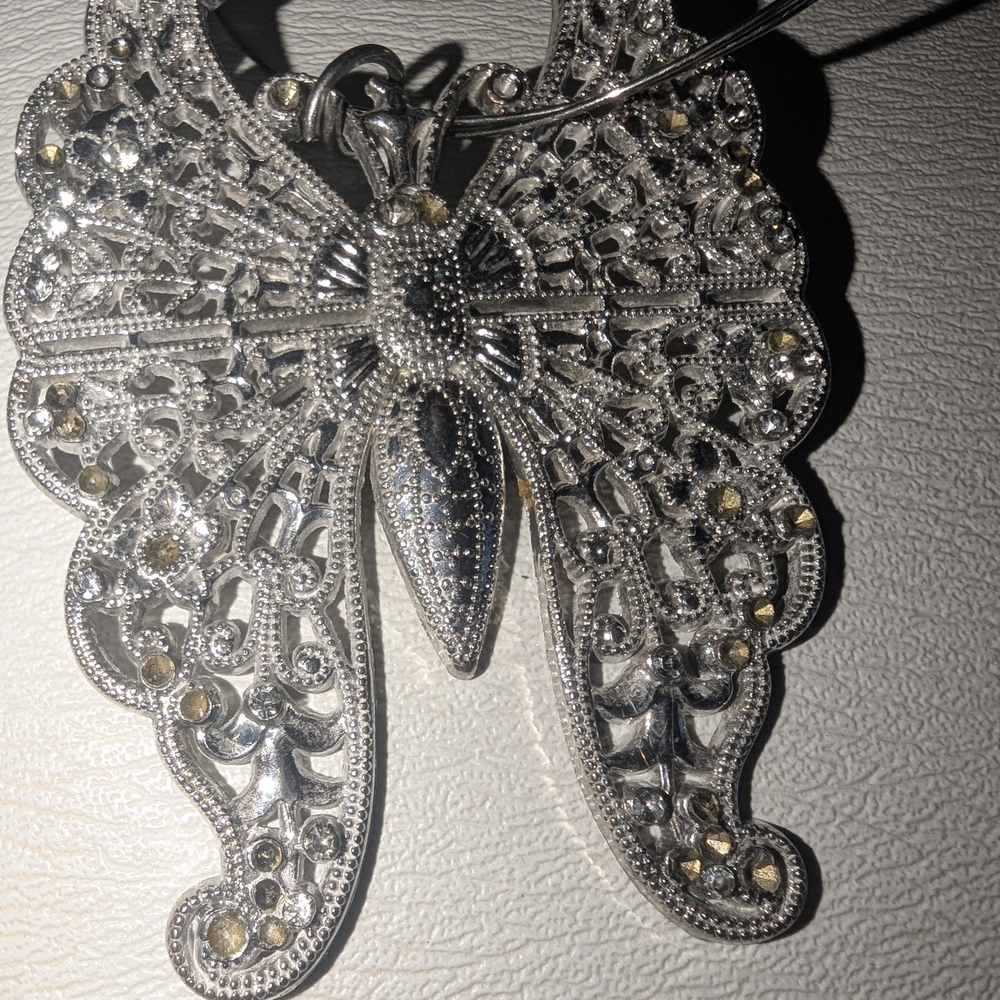 Silver Butterfly Pendant Necklace - Women Jewelry keychain